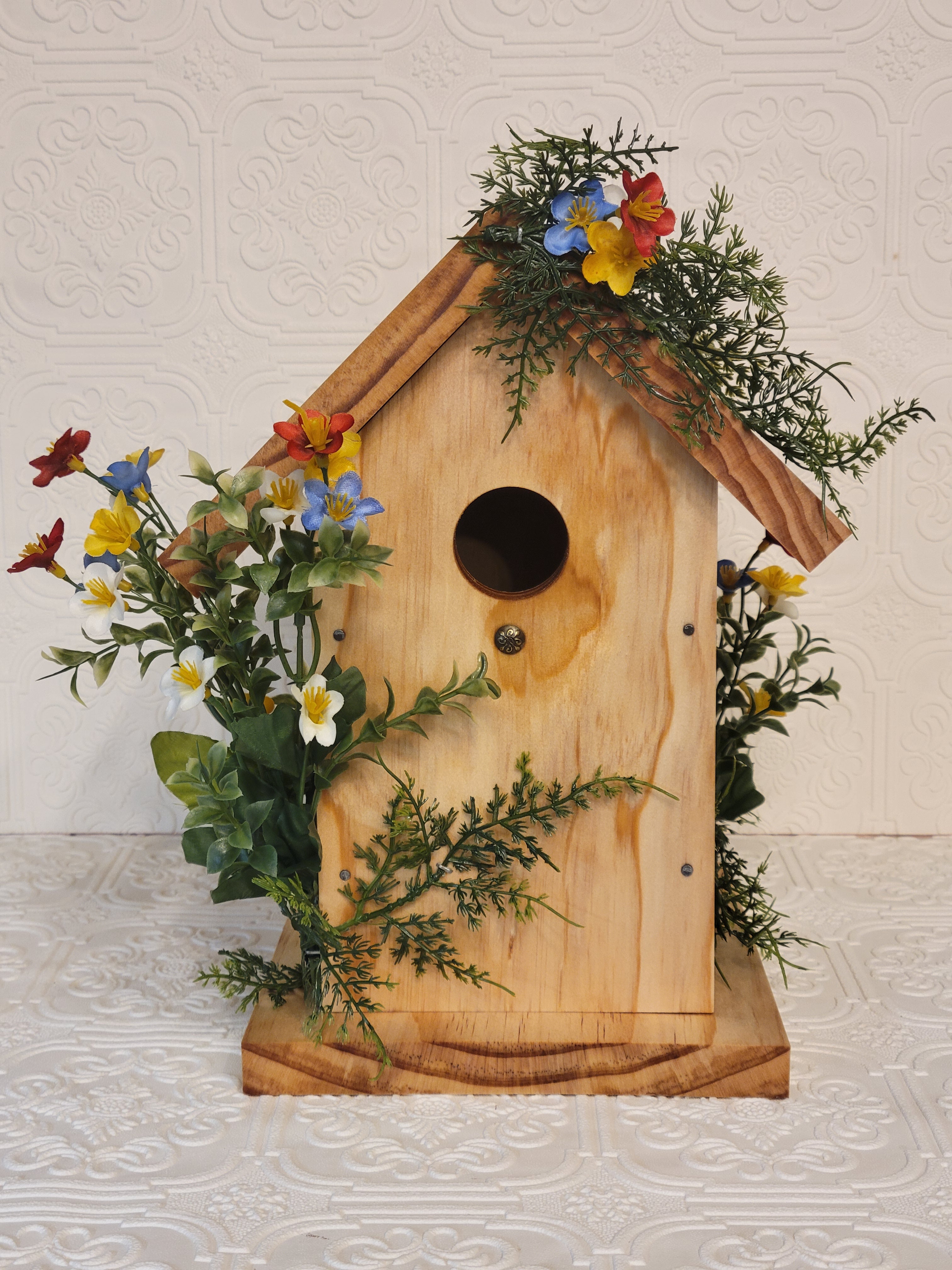 Decorative Birdhouse (Functional)