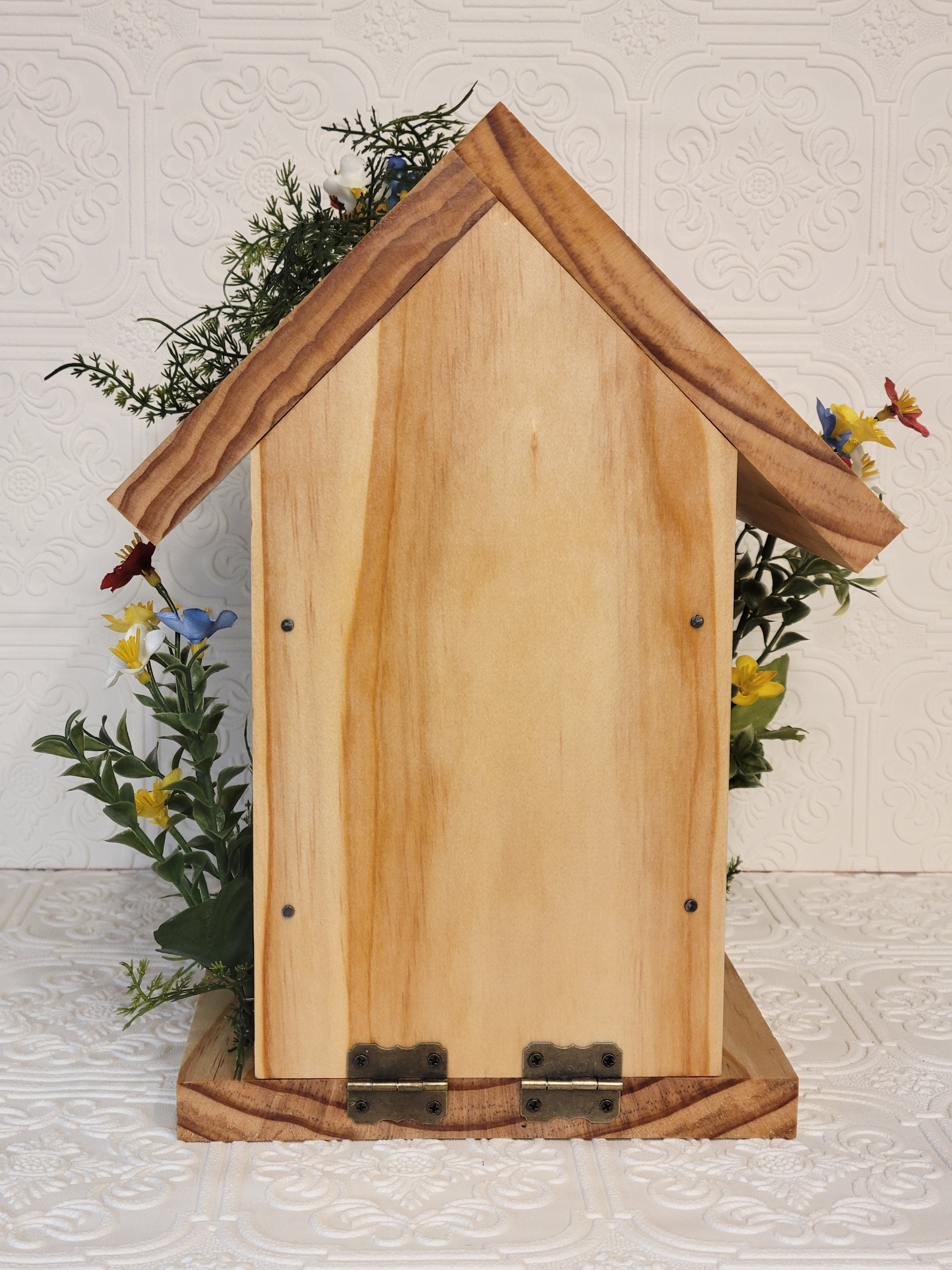 Decorative Birdhouse (Functional)