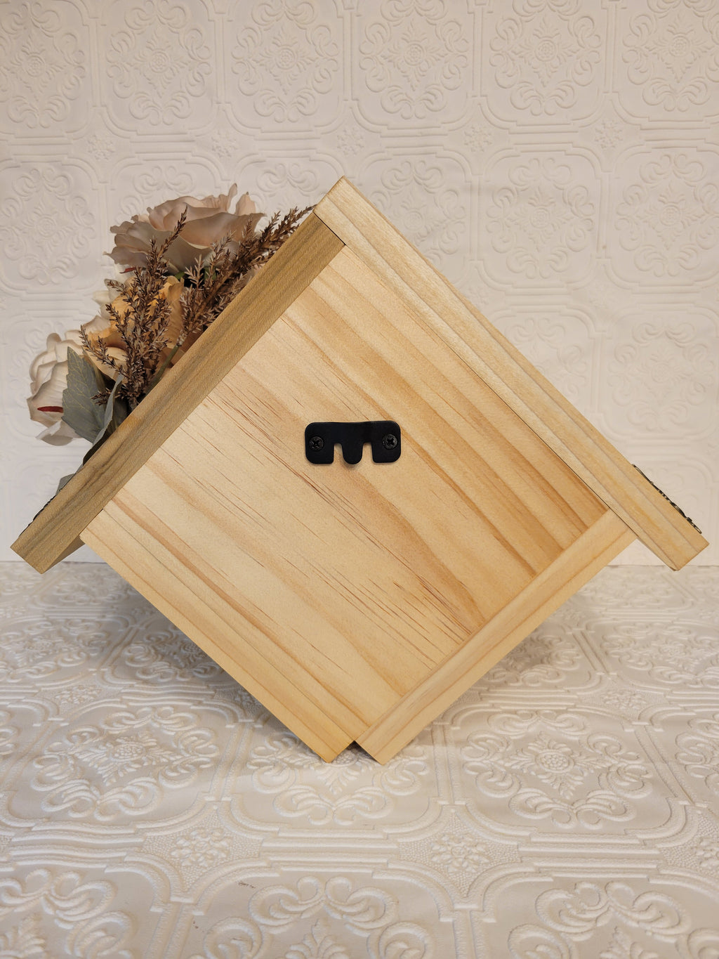 Decorative Wren Birdhouse (Functional)