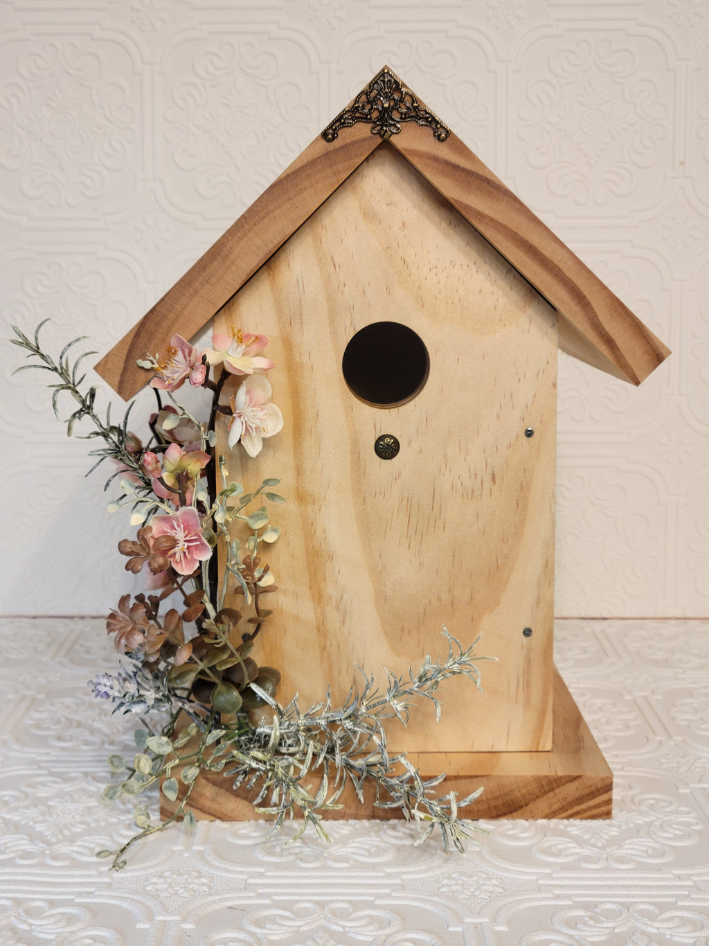 Decorative Birdhouse (Functional)
