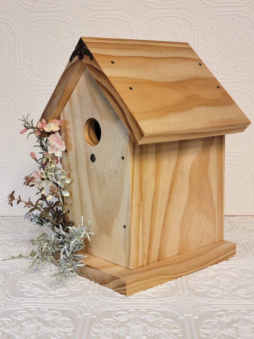 Decorative Birdhouse (Functional)