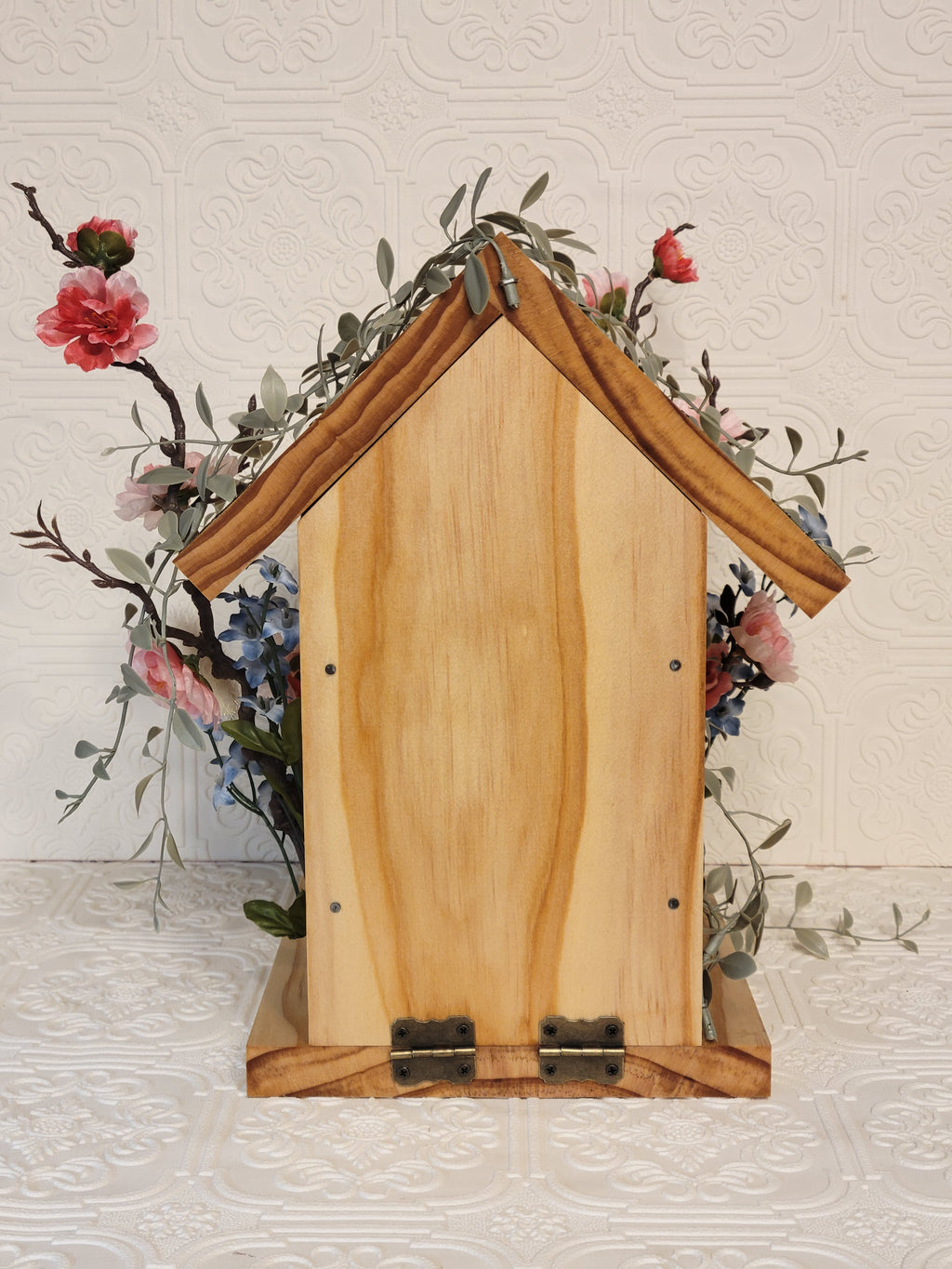 Decorative Birdhouse (Functional)